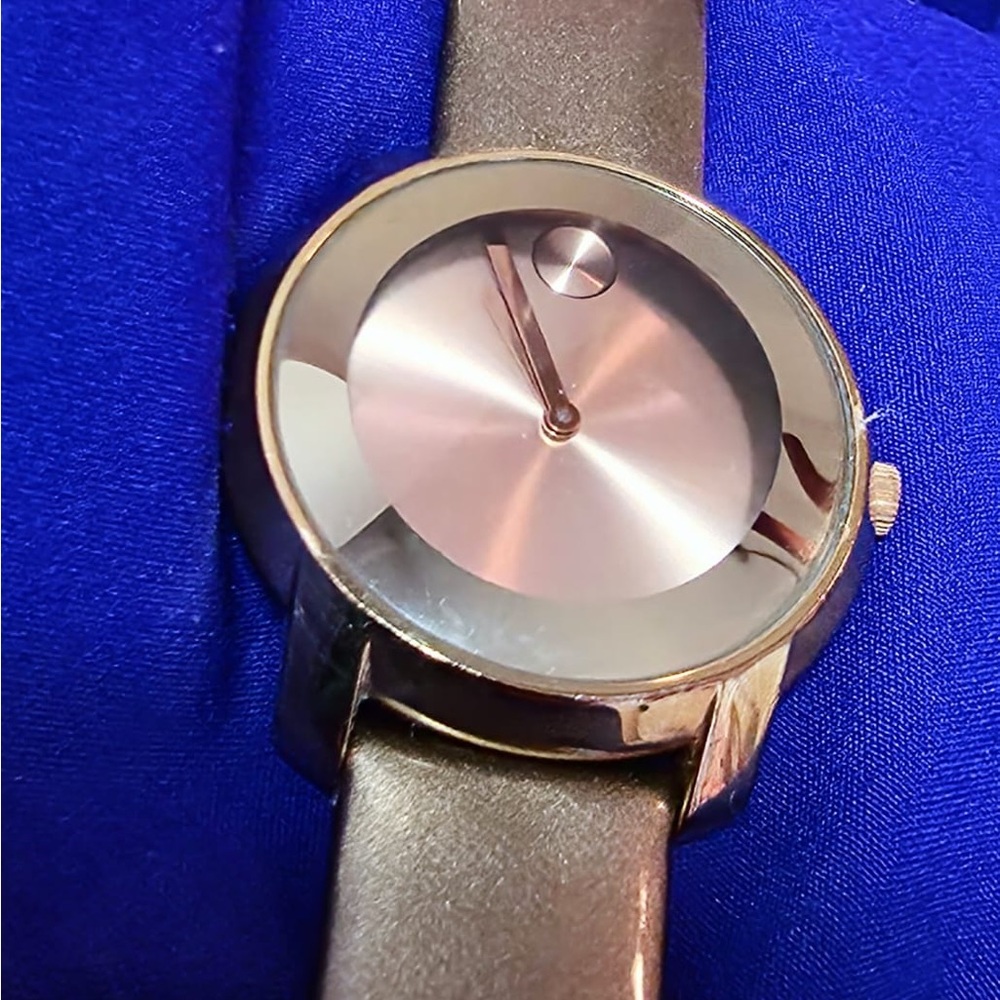 Movado Bold Champagne Gold Swiss Made Women's Watch 36mm